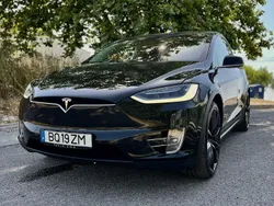 Usado 2016 Tesla Model X SUV | € 34.000 (Caro)