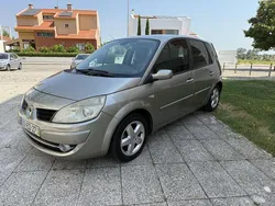 Usado 2007 Renault Scénic II Monovolume | € 2.490 (Bom preço)
