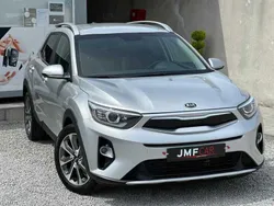 Cinzento Usado 2018 Kia Stonic Edition 7 SUV | € 15.750 (Bom preço)