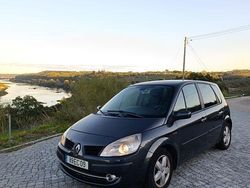 Usado 2007 Renault Scénic II Luxe Monovolume | € 3.400 (Preço justo)