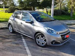 Cinzento Usado 2019 Peugeot 208 Citadino | € 9.800 (Super Preço)