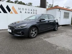 Cinzento Usado 2024 Hyundai i30 Style | € 21.550 (Preço justo)