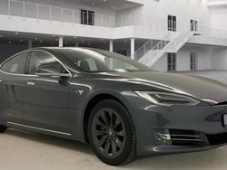 Cinzento Usado 2018 Tesla Model S Citadino | € 29.390 (Preço justo)