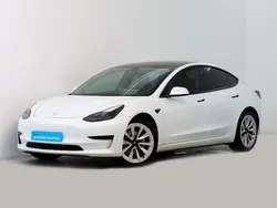 Branco Usado 2021 Tesla Model 3 Sedan | € 28.500 (Preço justo)