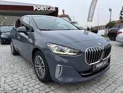 Cinza Usado 2023 BMW 218 Active Tourer Luxury Line Monovolume | € 31.500