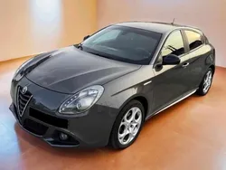 Cinzento Usado 2015 Alfa Romeo Giulietta Citadino | € 8.900 (Preço justo)