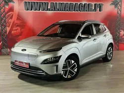 Cinza Usado 2023 Hyundai Kauai Premium SUV | € 25.900 (Preço justo)