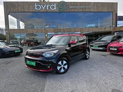 Preto e vermelho Usado 2016 Kia Soul EV 2 SUV | € 6.900