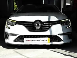 Branco Usado 2016 Renault Mégane III Citadino | € 13.500 (Caro)