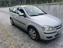 Usado 2003 Opel Corsa Sedan | € 2.300 (Bom preço)