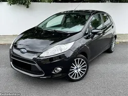 Preto Usado 2011 Ford Fiesta Citadino | € 6.999 (Preço elevado)