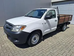 Branco Usado 2006 Toyota HiLux Pickup | € 12.000