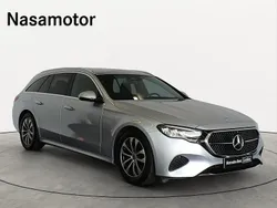 Cinzento claro metalizado Usado 2024 Mercedes E220 Carrinha | € 56.900 (Preço elevado)