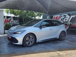 Cinzento Usado 2023 Cupra Born Citadino | € 27.950 (Preço justo)