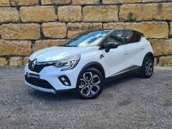 Branco (metalizado) Usado 2020 Renault Captur Intens SUV | € 23.750 (Caro)
