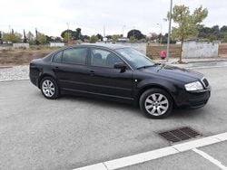 Usado 2004 Skoda Superb Sedan | € 5.750