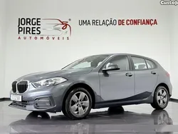 Cinza Usado 2020 BMW 116 Advantage Citadino | € 21.990 (Preço justo)