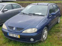 Azul Usado 2001 Renault Mégane Van | € 1.999