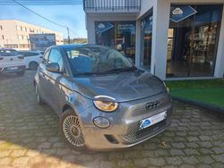 Cinzento Usado 2021 Fiat 500e | € 15.990 (Preço justo)