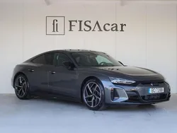Cinza Usado 2023 Audi e-tron GT quattro Sedan | € 63.900
