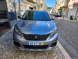 Cinzento Usado 2019 Peugeot 3008 Allure Citadino | € 23.900 (Preço justo)