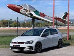 Branco Usado 2015 VW Golf VII R-line Sedan | € 14.990 (Preço elevado)