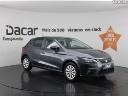 Cinza Usado 2023 Seat Ibiza Style | € 16.999 (Preço justo)