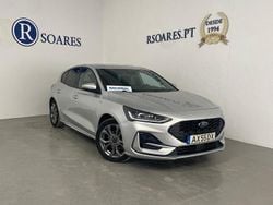 Cinza Usado 2023 Ford Focus ST-Line | € 19.900 (Preço justo)