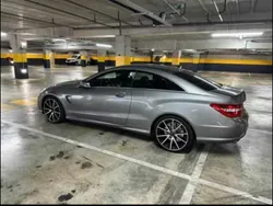 Cinzento Usado 2012 Mercedes E250 Coupé | € 16.150 (Bom preço)