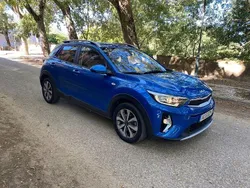 Azul Usado 2022 Kia Stonic SUV | € 15.990 (Preço justo)
