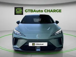 Verde Novo 2024 MG MG4 EV Luxury Citadino | € 39.999 (Caro)