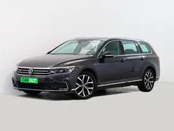 Cinzento Usado 2020 VW Passat Carrinha | € 21.900 (Preço justo)