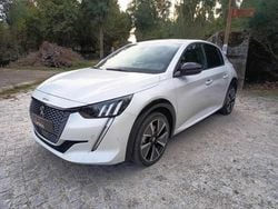Branco Usado 2020 Peugeot e-208 Citadino | € 17.400 (Preço elevado)
