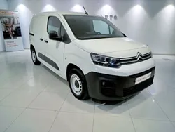 Branco Usado 2019 Citroën Berlingo Feel Monovolume | € 13.990 (Preço justo)