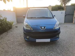 Usado 2005 Peugeot 1007 Citadino | € 4.250