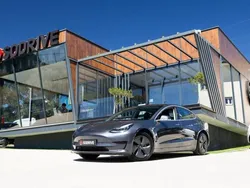 Antracite Usado 2020 Tesla Model 3 Sedan | € 20.900 (Bom preço)