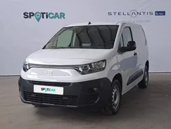 Branco Usado 2023 Fiat Doblò Monovolume | € 18.250 (Bom preço)