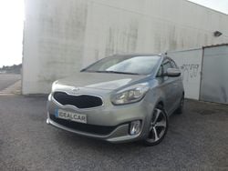 Cinza Usado 2016 Kia Carens Monovolume | € 14.900 (Preço justo)