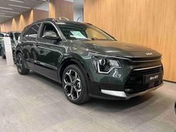 Cinzento Novo 2025 Kia Niro SUV | € 35.990 (Caro)