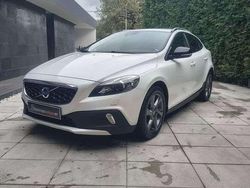 Branco Usado 2015 Volvo V40 CC You! Carrinha | € 13.900 (Bom preço)