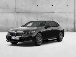 Preto sapphire metalizada Usado 2024 BMW i5 Comfort Edition Sedan | € 84.172
