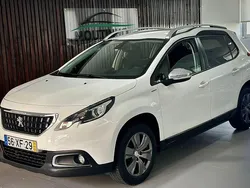 Branco Usado 2019 Peugeot 2008 Style SUV | € 11.650 (Bom preço)