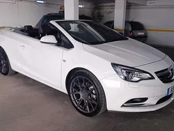 Usado 2017 Opel Cascada Cabrios | € 19.500