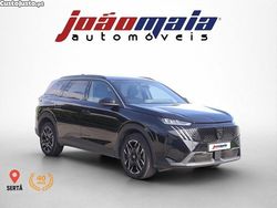 Preto Usado 2025 Peugeot 5008 Allure Sedan | € 37.400