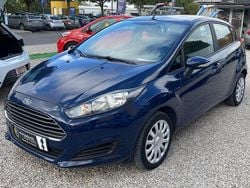 Azul Usado 2015 Ford Fiesta Trend Citadino | € 8.450 (Preço justo)