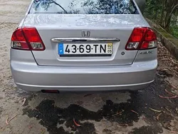 Usado 2002 Honda Civic Sedan | € 3.300 (Preço justo)