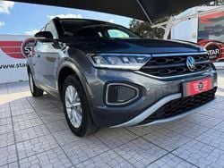 Cinza Usado 2023 VW T-Roc SUV | € 23.950 (Preço elevado)