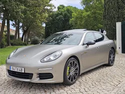 Usado 2013 Porsche Panamera S E-Hybrid Sedan | € 31.950 (Super Preço)