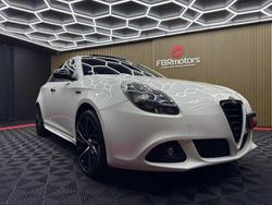 Branco Usado 2012 Alfa Romeo Giulietta Distinctive Citadino | € 11.990 (Caro)
