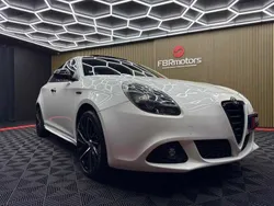 Branco Usado 2012 Alfa Romeo Giulietta Distinctive Citadino | € 11.990 (Preço elevado)